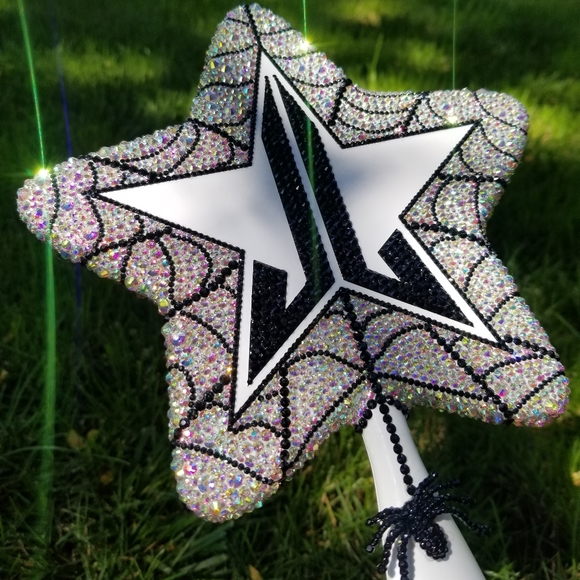 🆕️Jeffree Star, Bling Spider Web Halloween Mirror - Picture 9 of 14